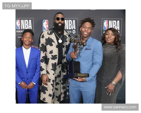 太阳迎战76人巅峰对决布克哈登领衔激情碰撞争锋时刻 太阳迎战76人巅峰对决布克哈登领衔激情碰撞争锋时刻